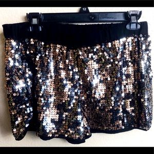 Black Gold Silver Sequins Party Shorts Size Large